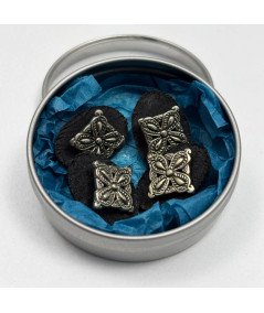 Medieval stud Buttons