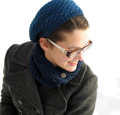 Godric's Hollow Hat by Rebecca Beam, vía Ravelry 