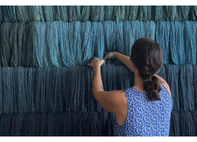 Nueva colección de lanas Zenit teñidas por La Tintorista: Para tejer entre el cielo y el mar
